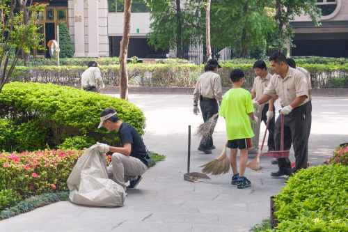 社區撿拾周邊街道垃圾